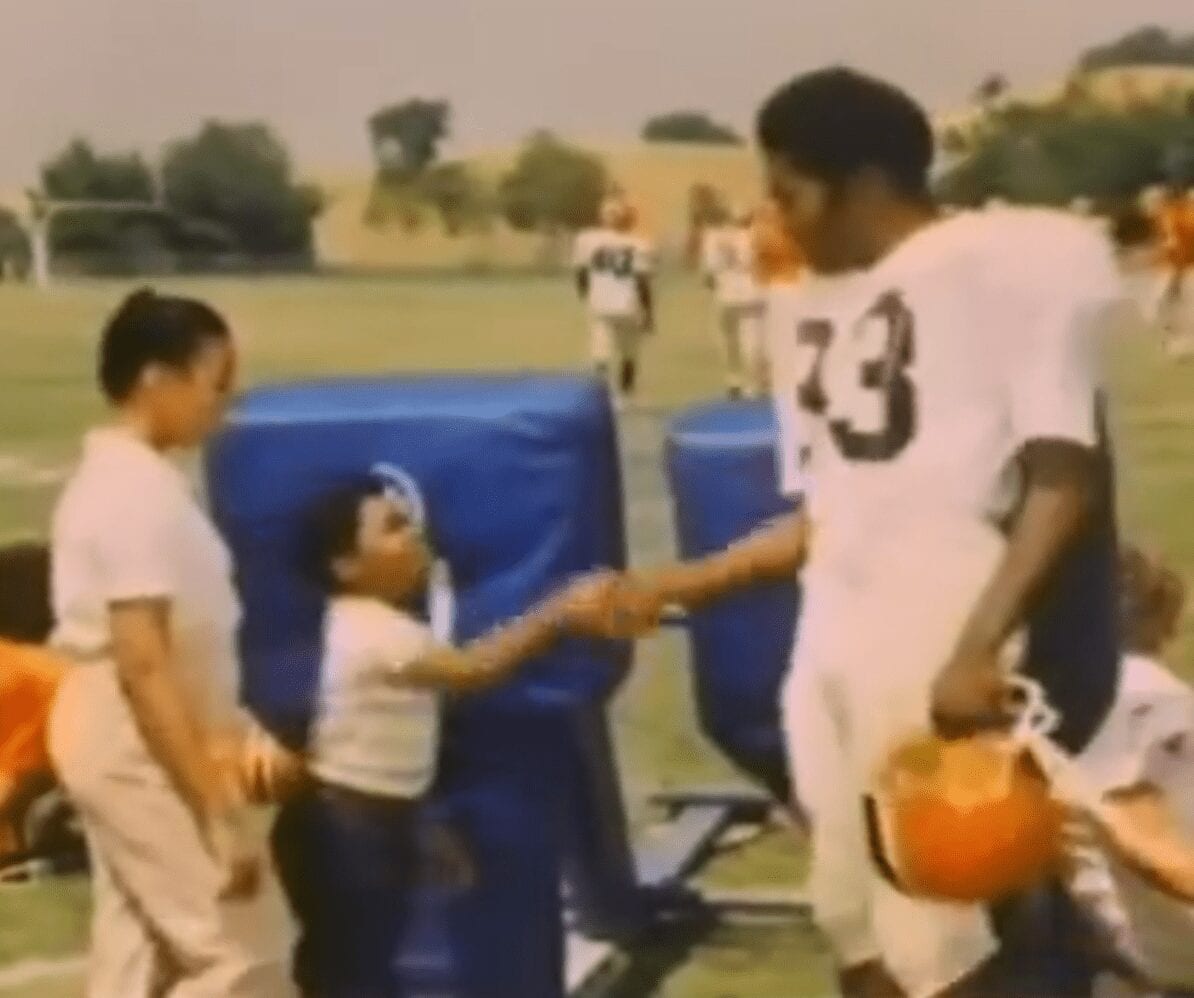 Rudy is introduced to Gary Coleman by Kim Fields in the most 1980s moment ever.